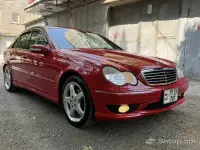 Գնեք Mercedes-Benz C32 AMG գերազանց վիճակում image thumbnail 1