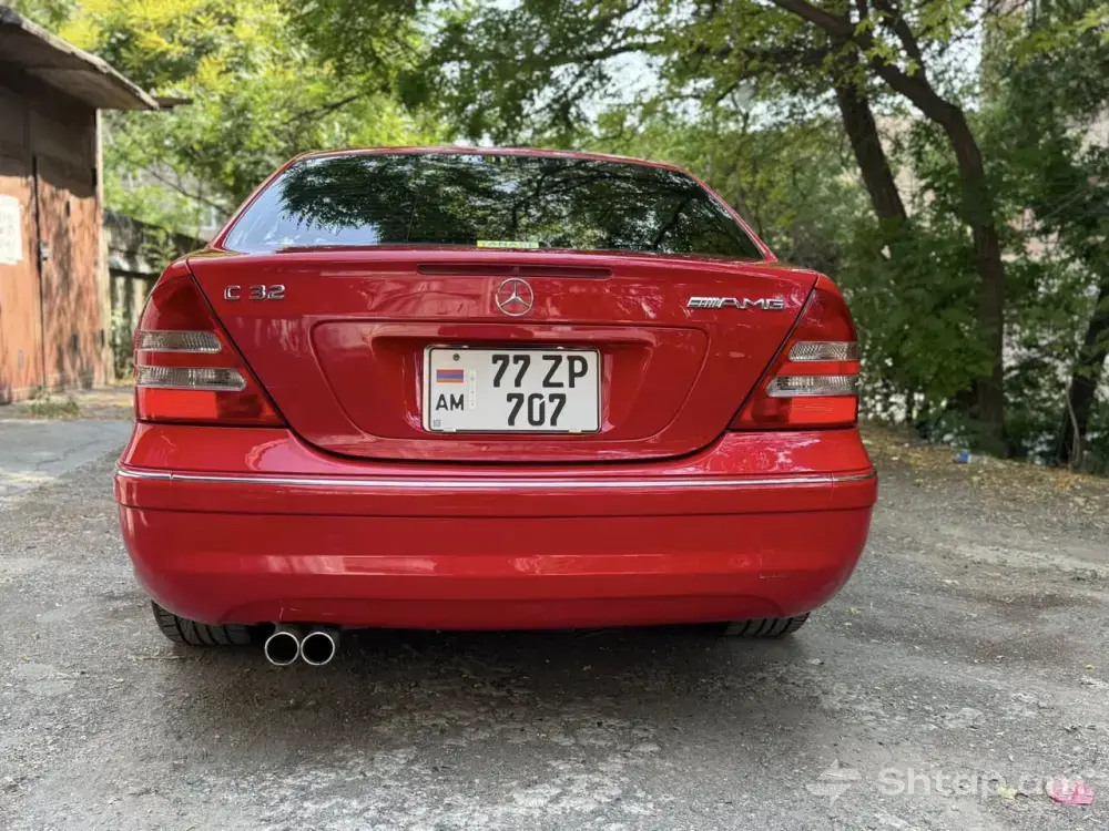 Գնեք Mercedes-Benz C32 AMG գերազանց վիճակում 4