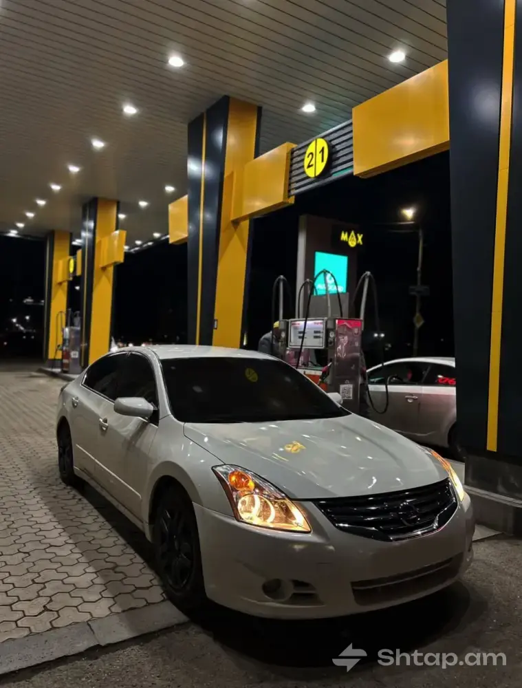 Отличный NISSAN ALTIMA (S) на продажу 1