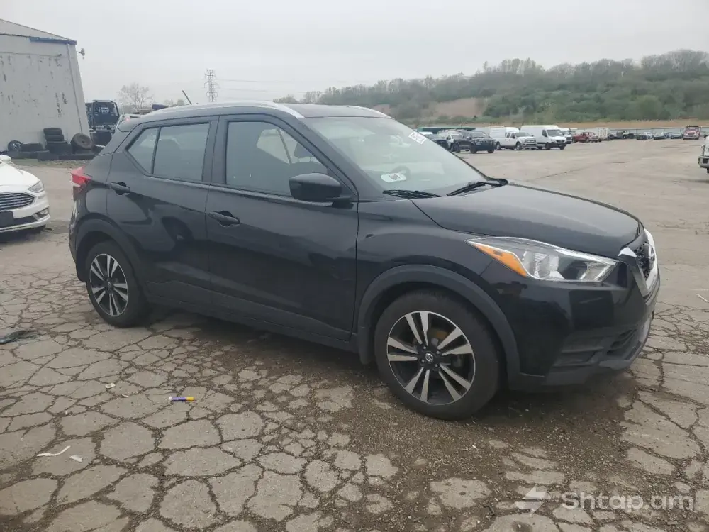 Nissan Kicks SV 2020 in Excellent Condition 3
