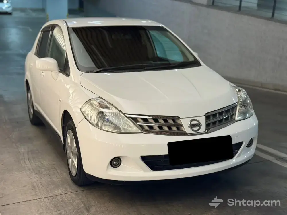 Buy 2009 Nissan Tiida 1