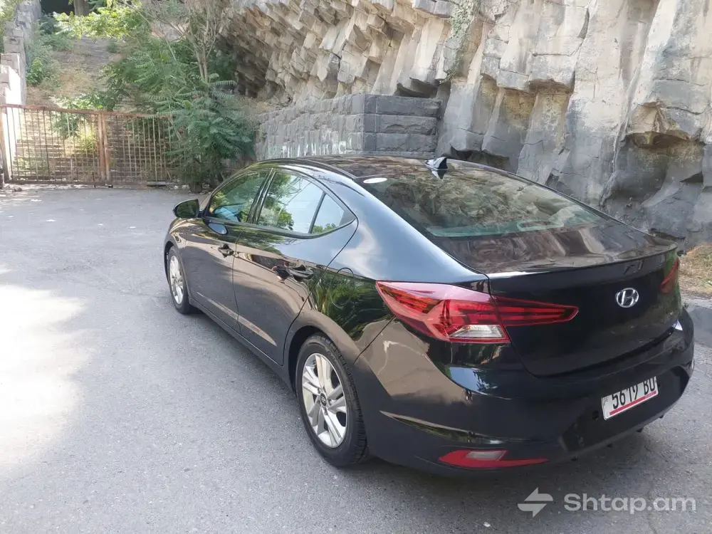 Գնեք նոր Hyundai Elantra 2019 մոդելը՝ անթերի վիճակում 2