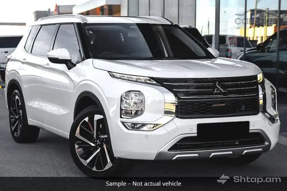 Գնեք Նոր Mitsubishi Outlander 2023 2