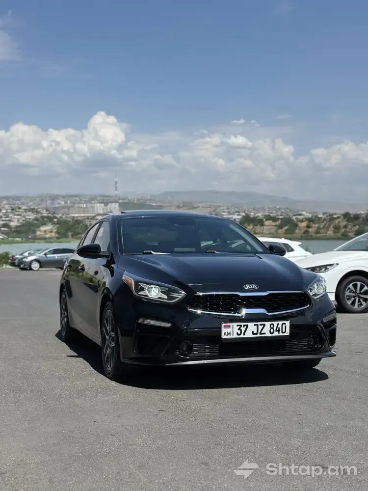 Импортированный Kia Forte S 2018 0