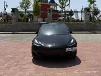 Tesla Model 3 Standard + in Excellent Condition image thumbnail 1