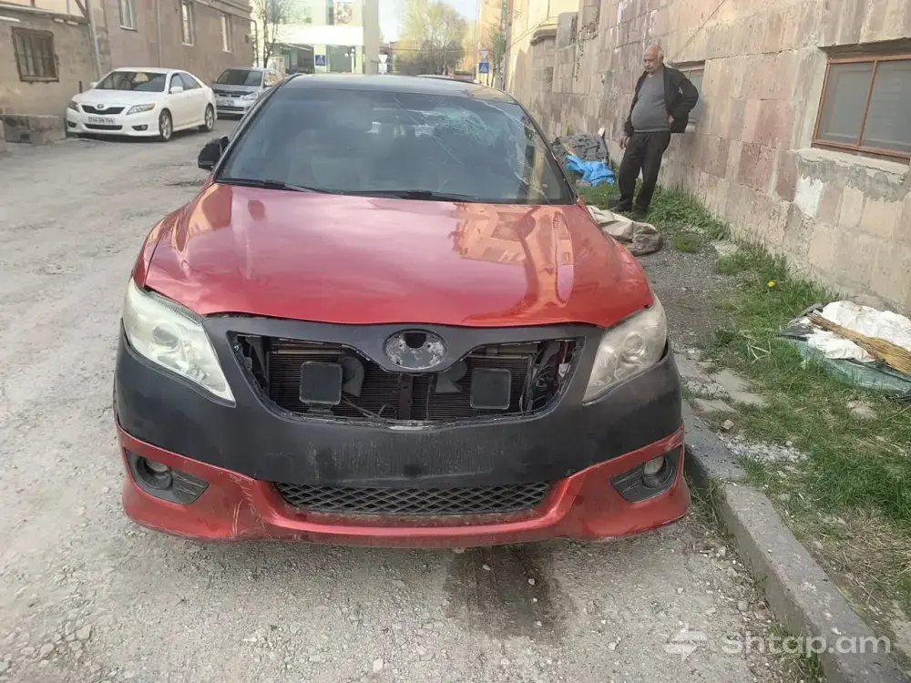 Գնեք Toyota Camry մեքենաներ մատչելի գներով 3