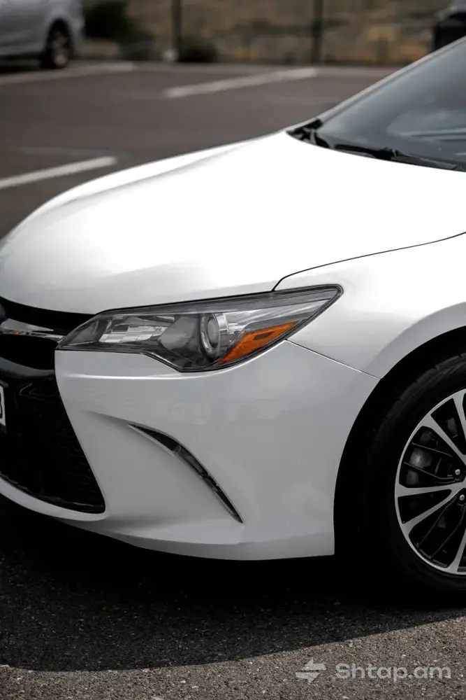Perfect Toyota Camry SE for Sale 3