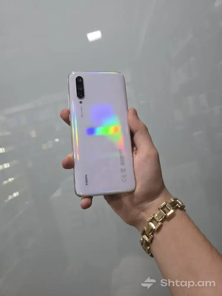Գնեք Xiaomi Mi 9 Lite՝ Հզորություն և Ոճ Միասին 0