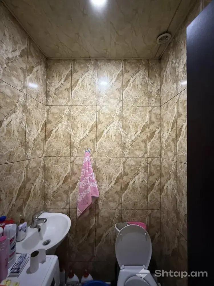Urgent Sale of Commercial Space 4