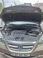 Գնեք Honda Odyssey առանց վնասների image thumbnail 2
