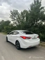 Hyundai Elantra 2011 for Sale image thumbnail 2