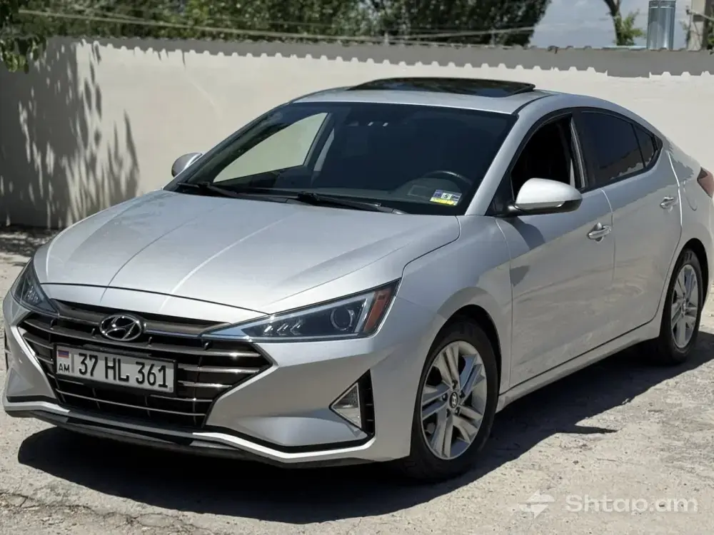 Hyundai Elantra 2019-18՝ 2.0 լիտր շարժիչով և 41,000 մղոն վազքով 0