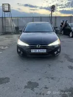 Buy Hyundai Elantra 2019-18 image thumbnail 0