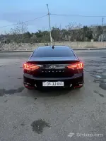 Buy Hyundai Elantra 2019-18 image thumbnail 3