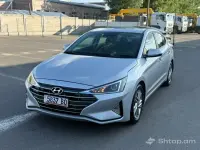 Buy a 2019 Hyundai Elantra image thumbnail 4