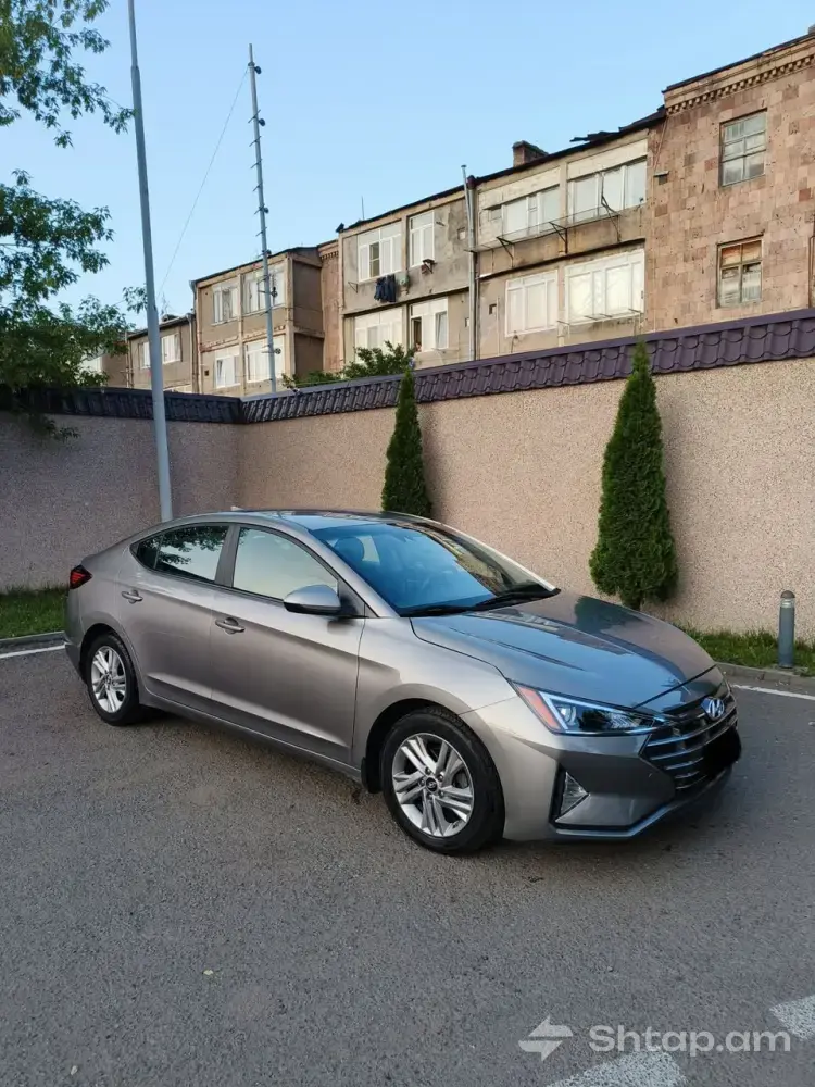 Продается Hyundai Elantra 2019 0