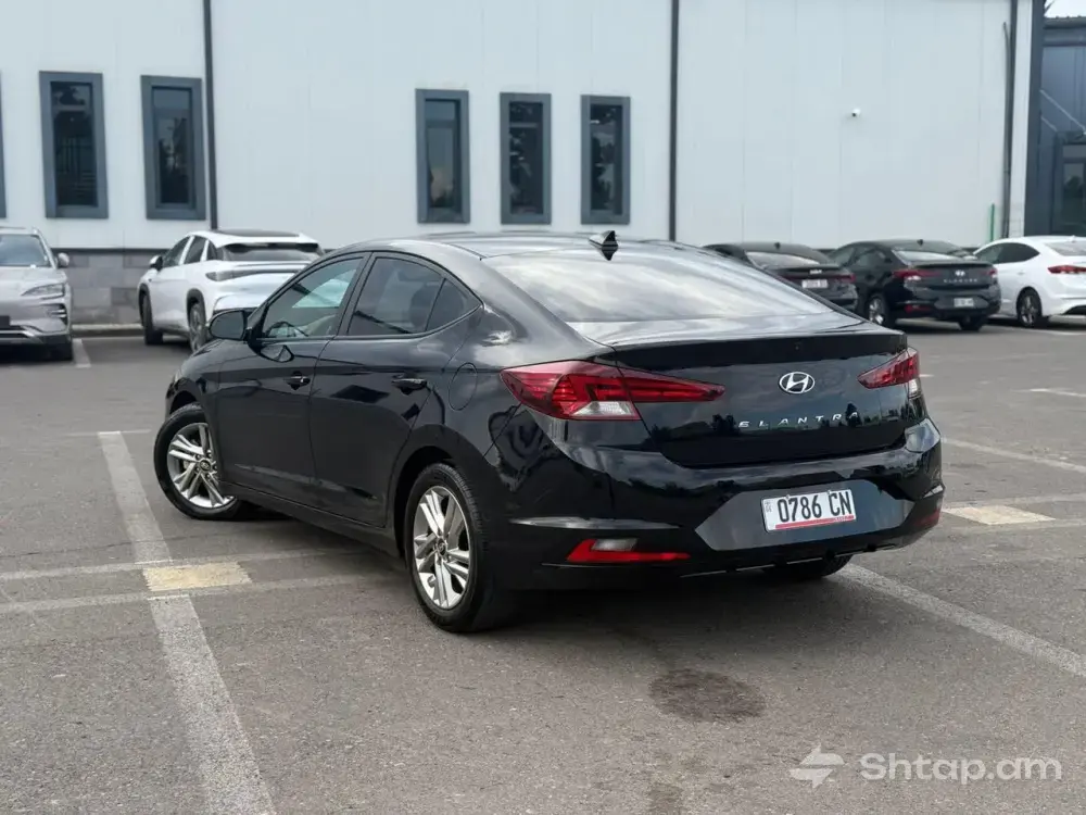 Perfect 2019 Hyundai Elantra 0