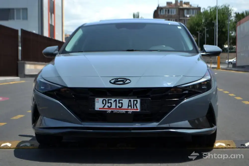 Hyundai Elantra 2021: Идеальное состояние 1
