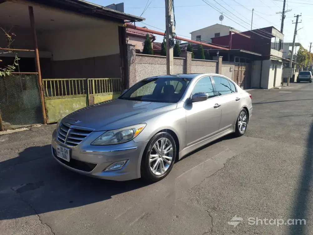 Hyundai Genesis 2011 на продажу 4