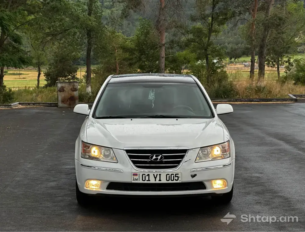 2009 Hyundai Sonata 0