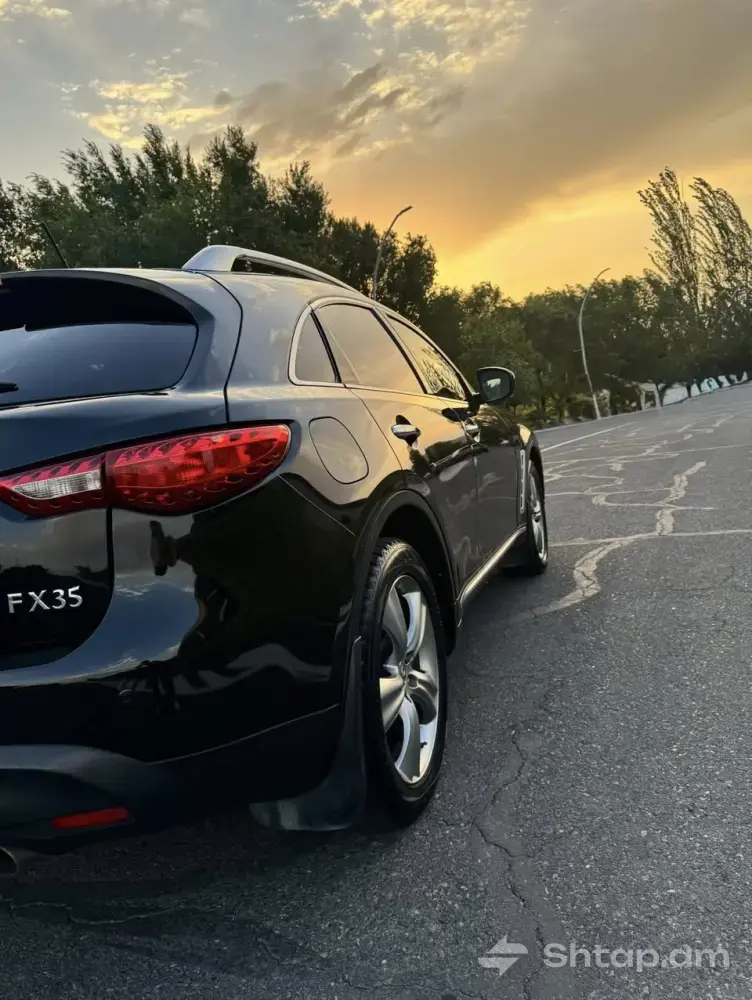 Urgent Sale of Infiniti FX35 1