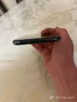 iPhone 11 Pro Max 64GB Available image thumbnail 4