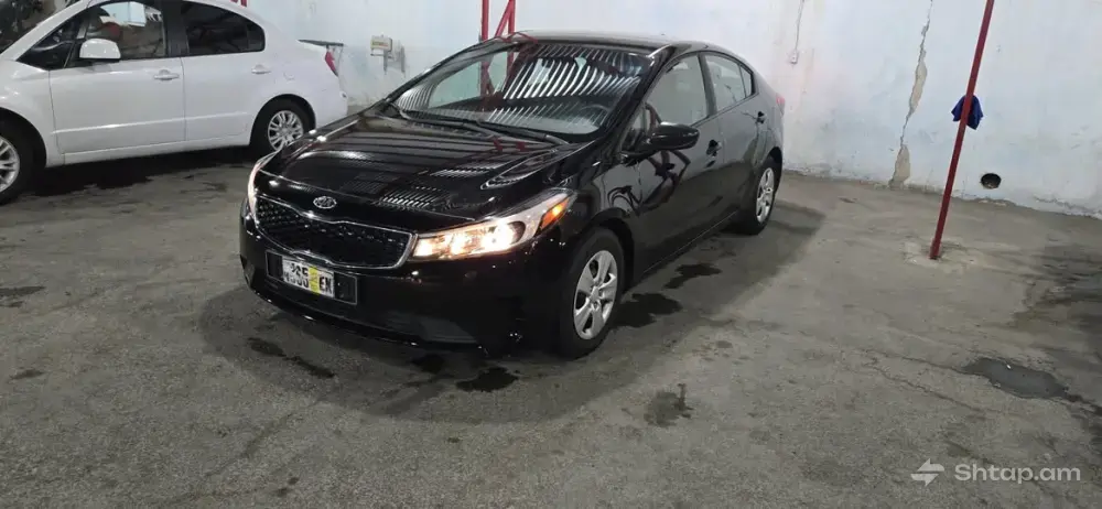 2018 Kia Forte with 85,000 Miles 4