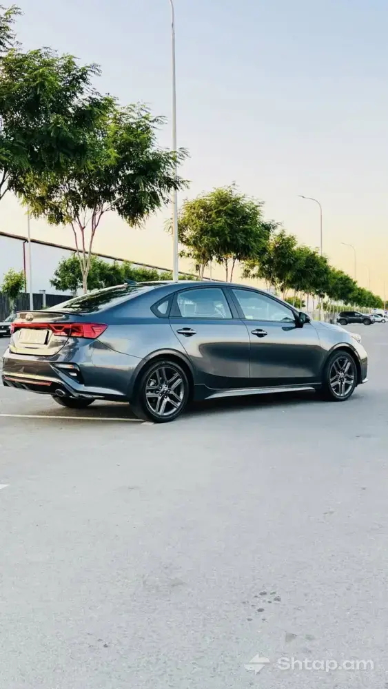 Perfect Condition 2021 Kia Forte GT-Line 2