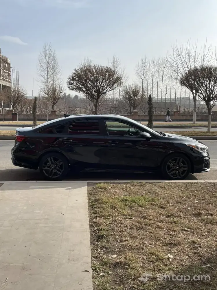 Perfect Kia Forte GT LINE 2021 2
