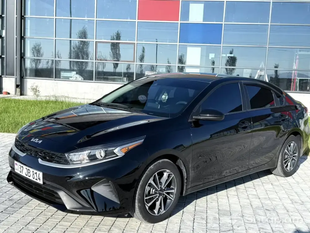 Идеальное состояние KIA Forte LXS 2022 3