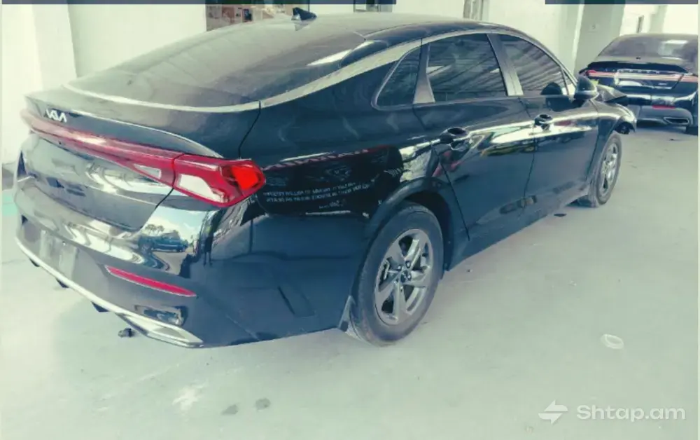 KIA K5: Your New Car 2