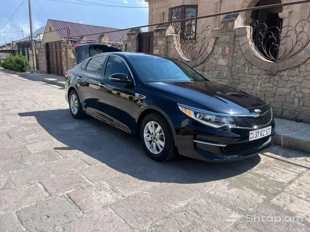 Купить Kia Optima 2016 без аварий 0