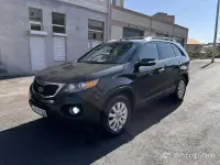 Kia Sorento 2011 in Excellent Condition image thumbnail 1