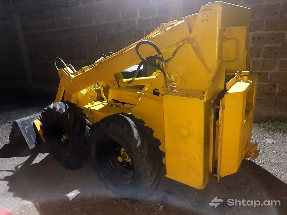 Կոմպակտ Լոդեր Վաճառք 1