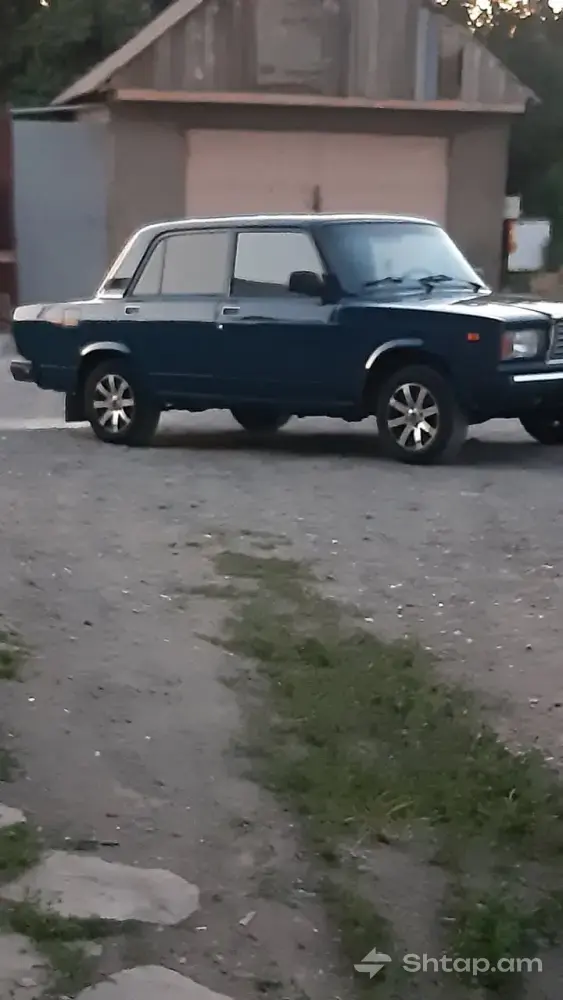 Lada 2107՝ 2008թ. արտադրության, հեղուկ գազով և բենզինով 2