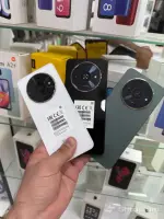 Wide Selection of Phones image thumbnail 0
