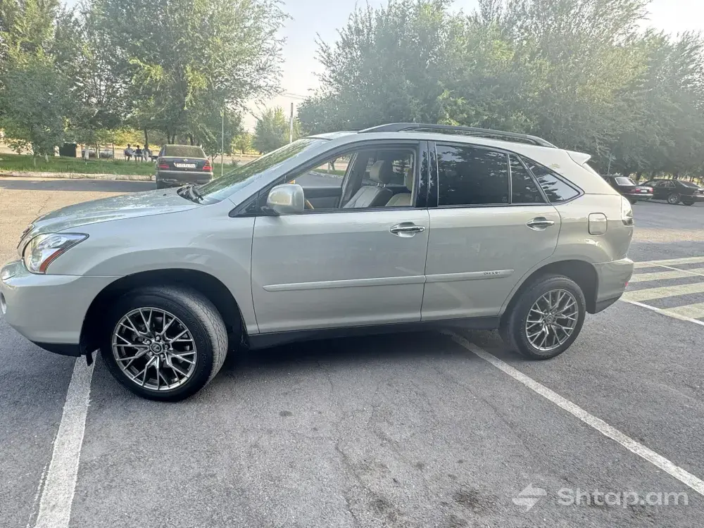 LEXUS RX400H in Excellent Condition 0