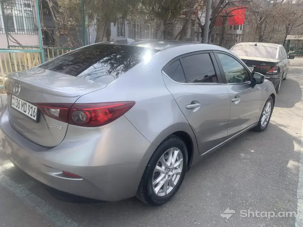 Excellent 2014 Mazda 3 1