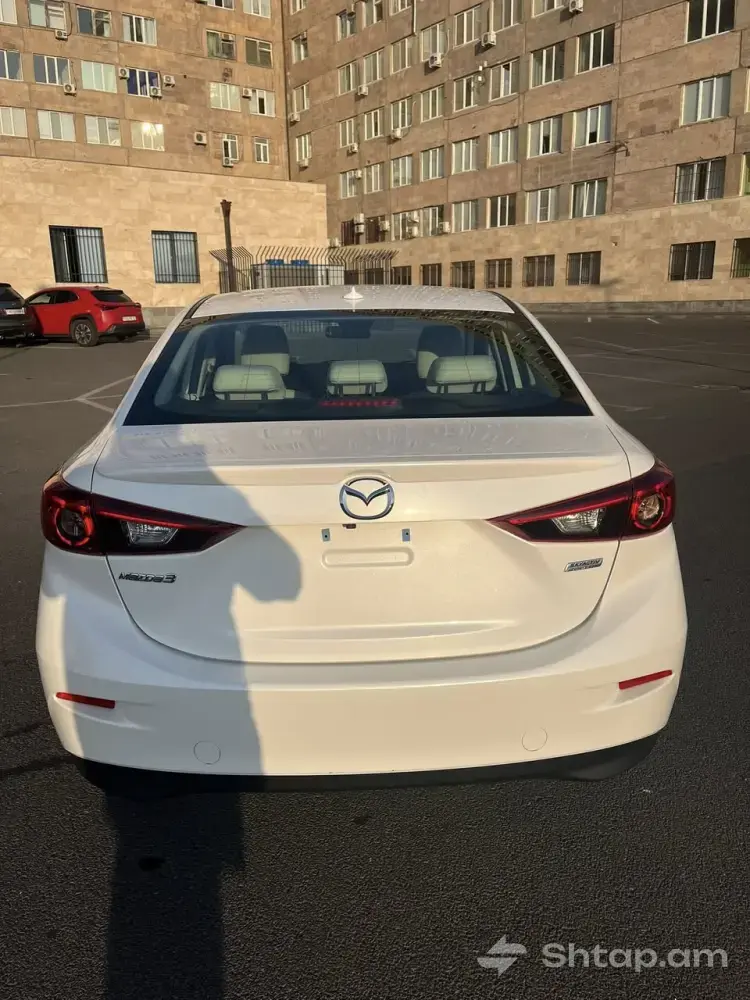 Продается Mazda 3 Grand Touring 2