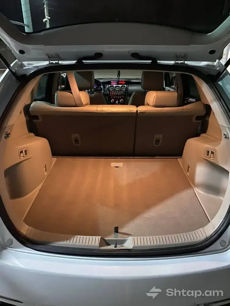 Buy Mazda CX-7 in Excellent Condition 2