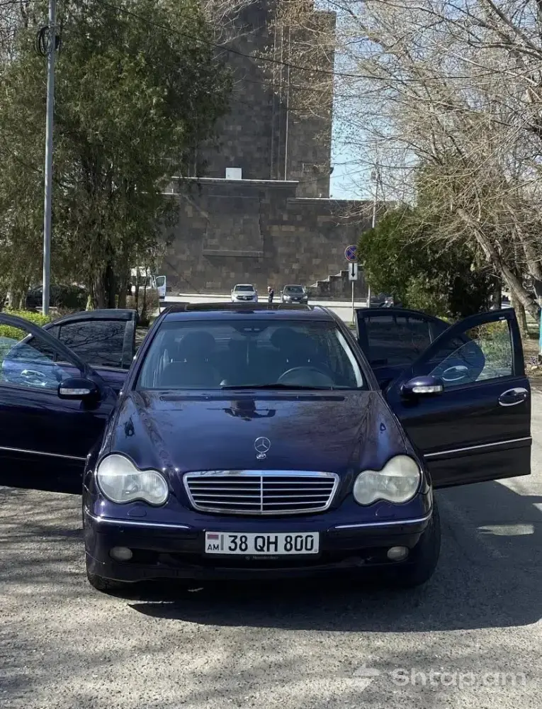 Mercedes-Benz C-Class Avantgarde՝ Հուսալի և Հարմարավետ Մեքենա 0