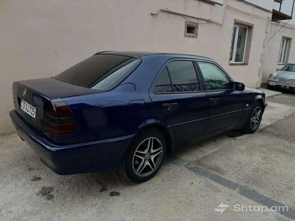 Mercedes-Benz C-Class Sedan for Sale 1