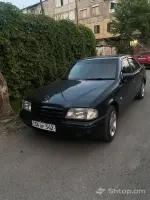 Mercedes-Benz C-Class սև սեդան՝ գերազանց վիճակում image thumbnail 1