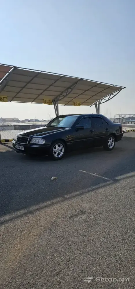 Mercedes-Benz C-Class Sedan for Sale 4