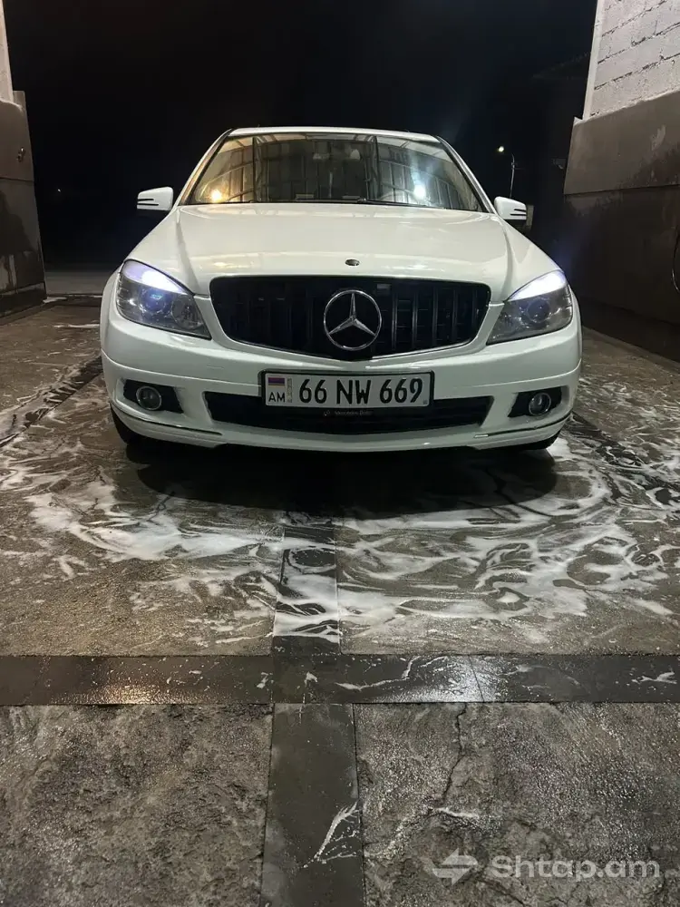 White Mercedes-Benz C-Class for Sale 2