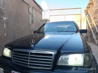 Mercedes-Benz C-Class 1998 Available image thumbnail 4