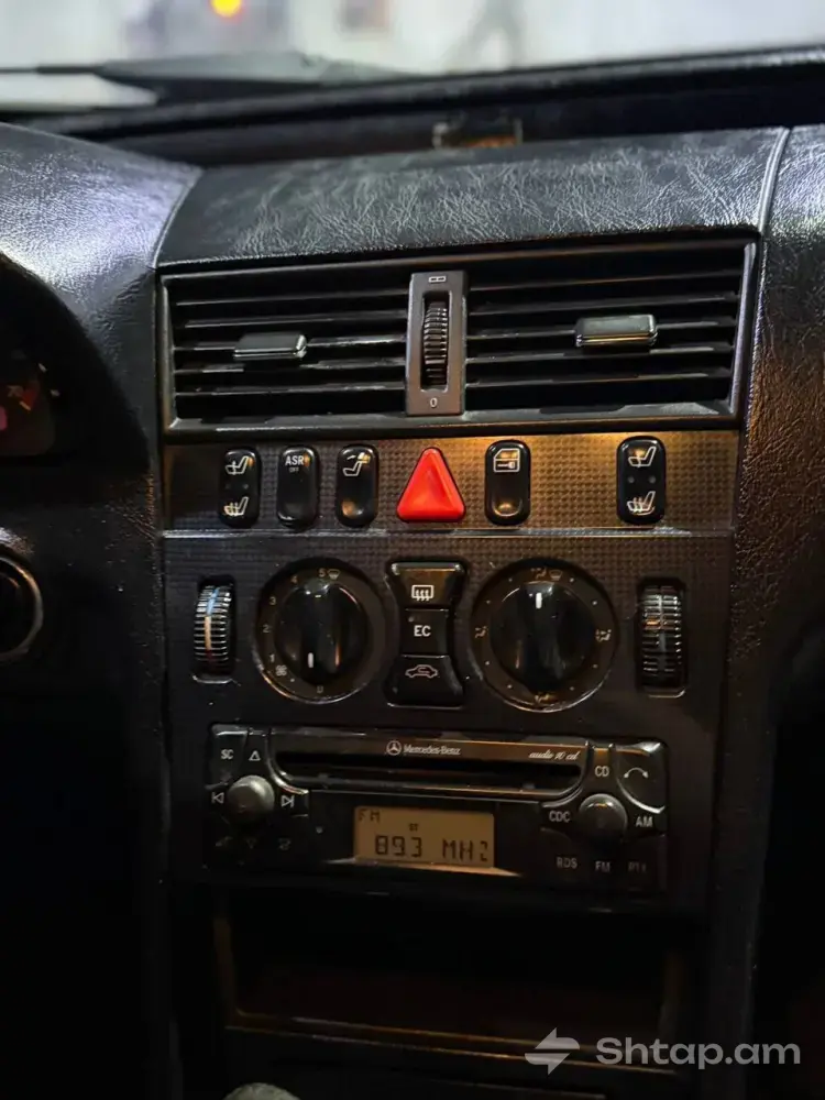Mercedes-Benz C դասի մեքենա իդեալական վիճակում 0