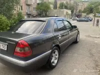 Mercedes-Benz C200 Kompressor իդեալական վիճակում image thumbnail 3