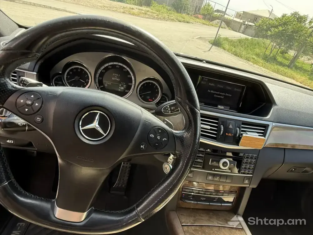Mercedes-Benz E 350 W212 Available 4