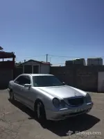 Mercedes-Benz E-Class 2000 Available image thumbnail 4